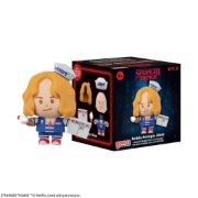 Obrázek Gumovací figurka Gomee Stranger Things - Robin Scoops Ahoy