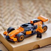 Obrázek Jezdec F1® se závodním vozem McLaren